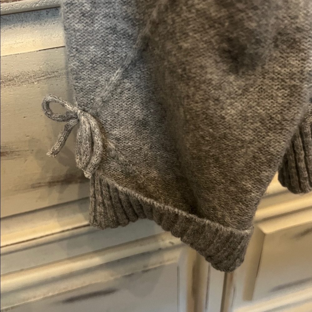 Classic Grey Bow Accent Sweater by CALICO & CO - Picture 4 of 4